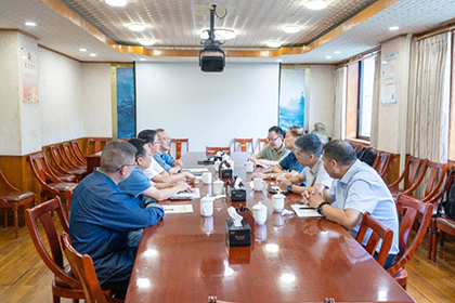 中國(guó)化工企業(yè)協(xié)會(huì)考察瀘天化.jpg 中國(guó)化工企業(yè)協(xié)會(huì)考察瀘天化.jpg
